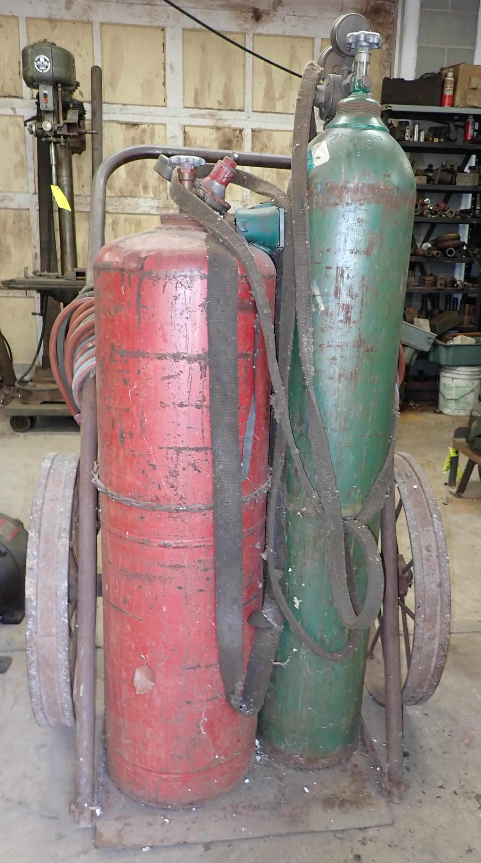 Oxygen Acetylene Tanks Torch & Hoses (1 of 6)