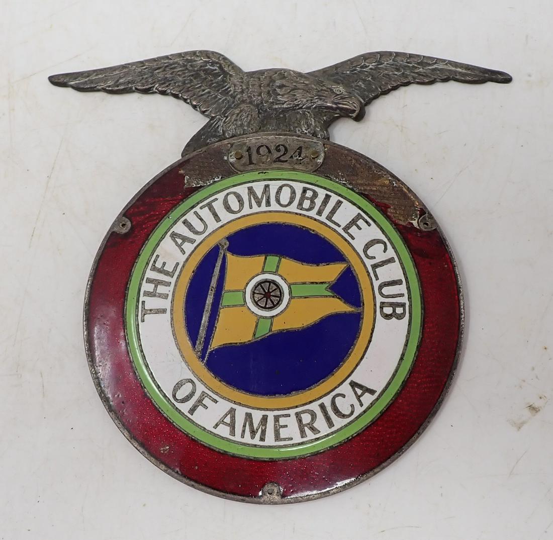 1924 Automobile Club Enameled Badge (1 of 3)