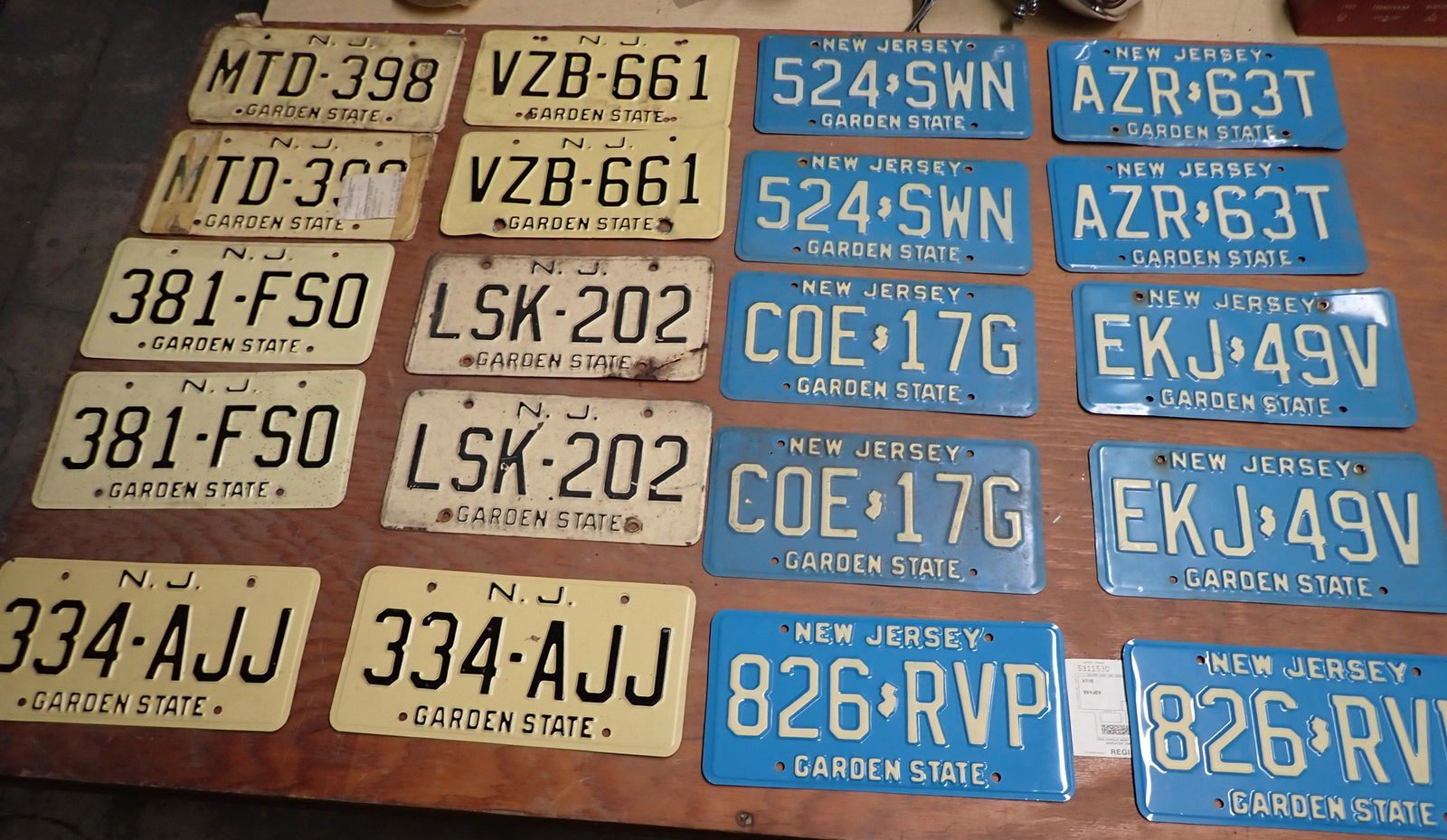 20 Vintage NJ License Plates (1 of 5)