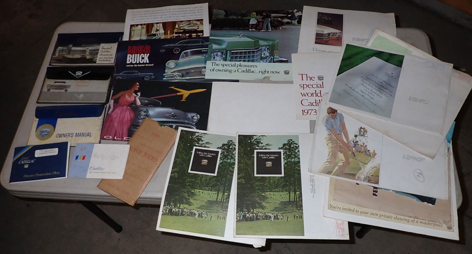 Cadillac Owners Manuals Brochures & Literature (1 of 5)