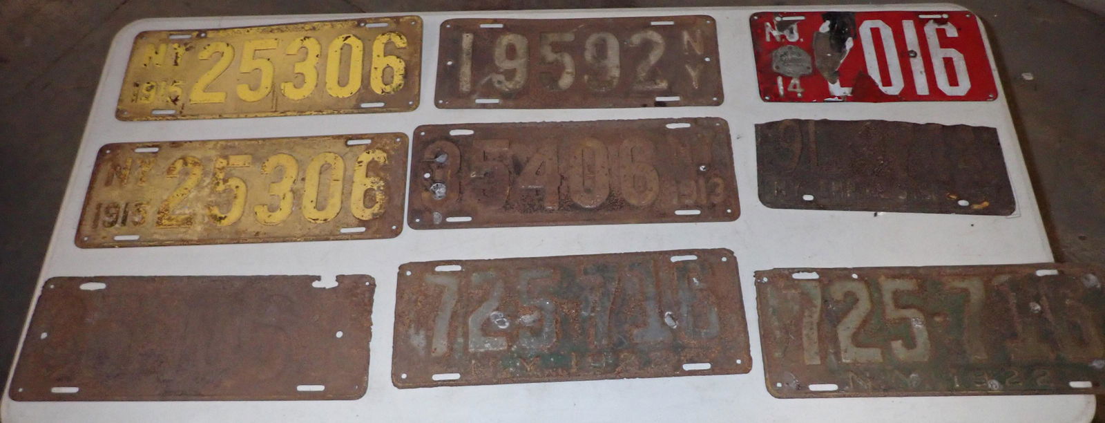 New York & New Jersey License Plates (1 of 4)