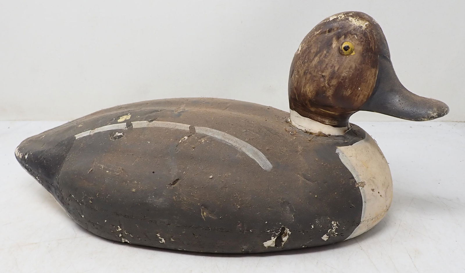 Decoys Unlimited Clinton Iowa: Apprx 15" long and made of styrofoam