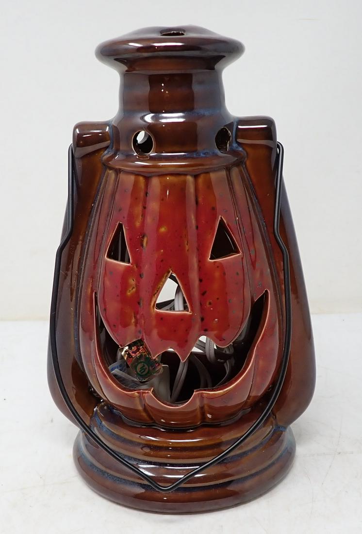 Jack O Lantern Light: Approx 10" tall