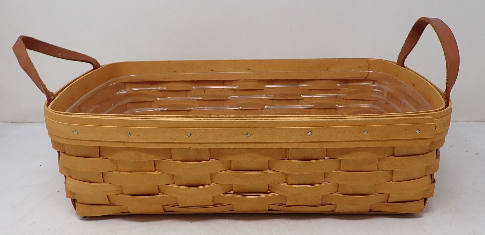 2002 Longaberger Basket (1 of 2)