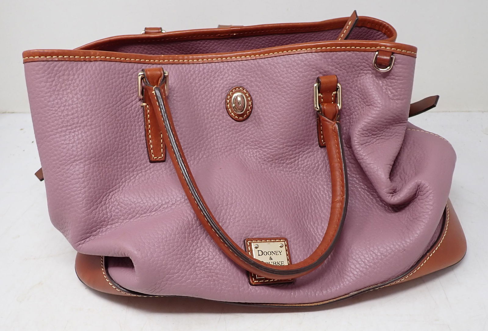 Dooney & Bourke Purse (1 of 3)