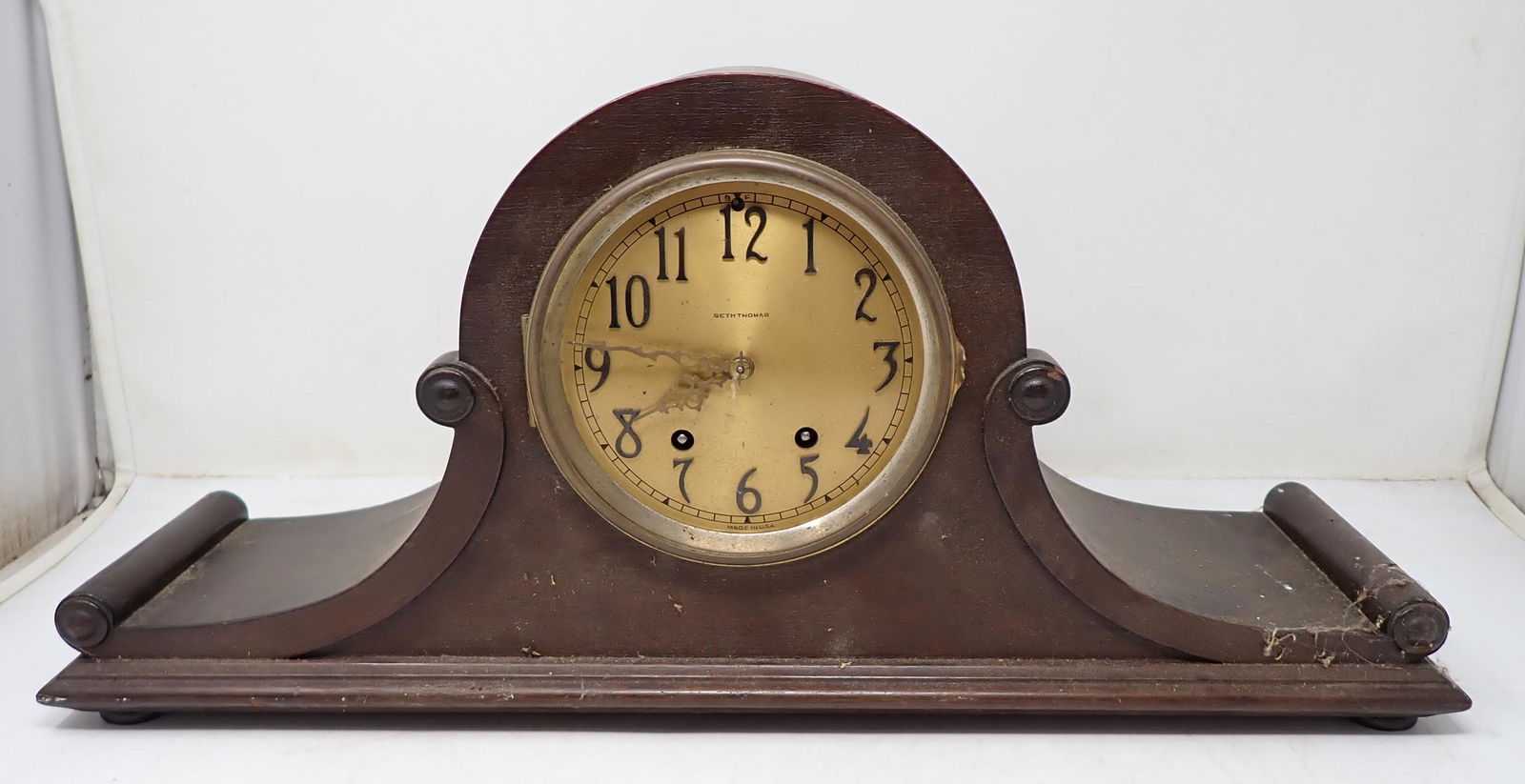 Seth Thomas Mantle Clock: Approx 5 1/2" x 20 1/8" x 9" tall