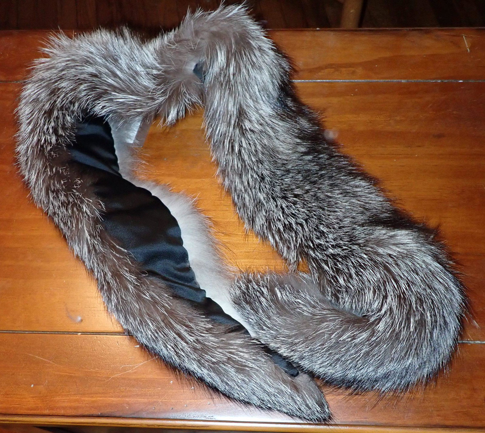 Natural Indigo Fox Collar: Approx 6" wide and 46" long
