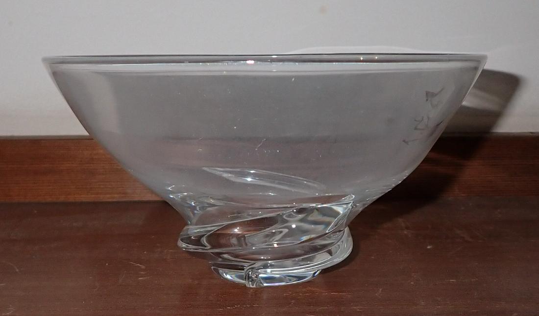Steuben Glass Bowl: Approx 6 7/8" in diameter and 3 5/8" tall
