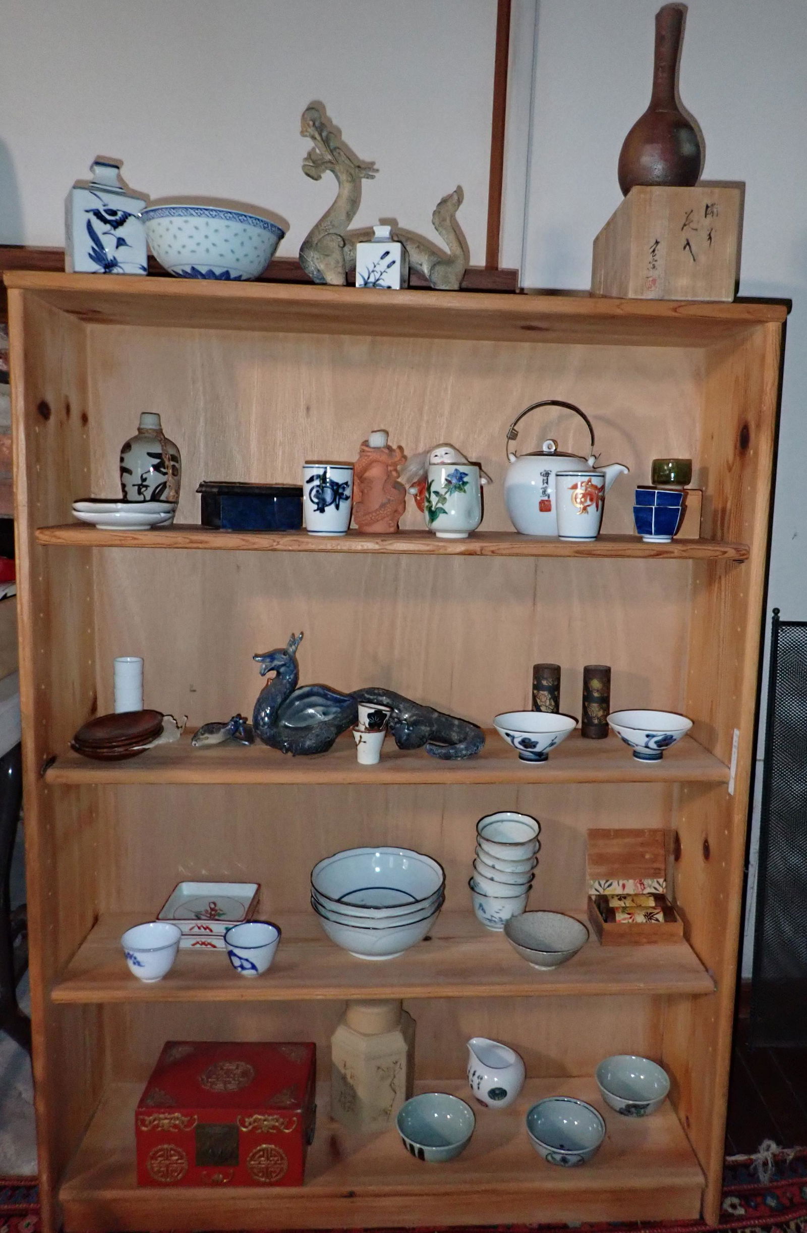 Chinese / Japanese Bowls Decanters Teapot & Misc (1 of 15)