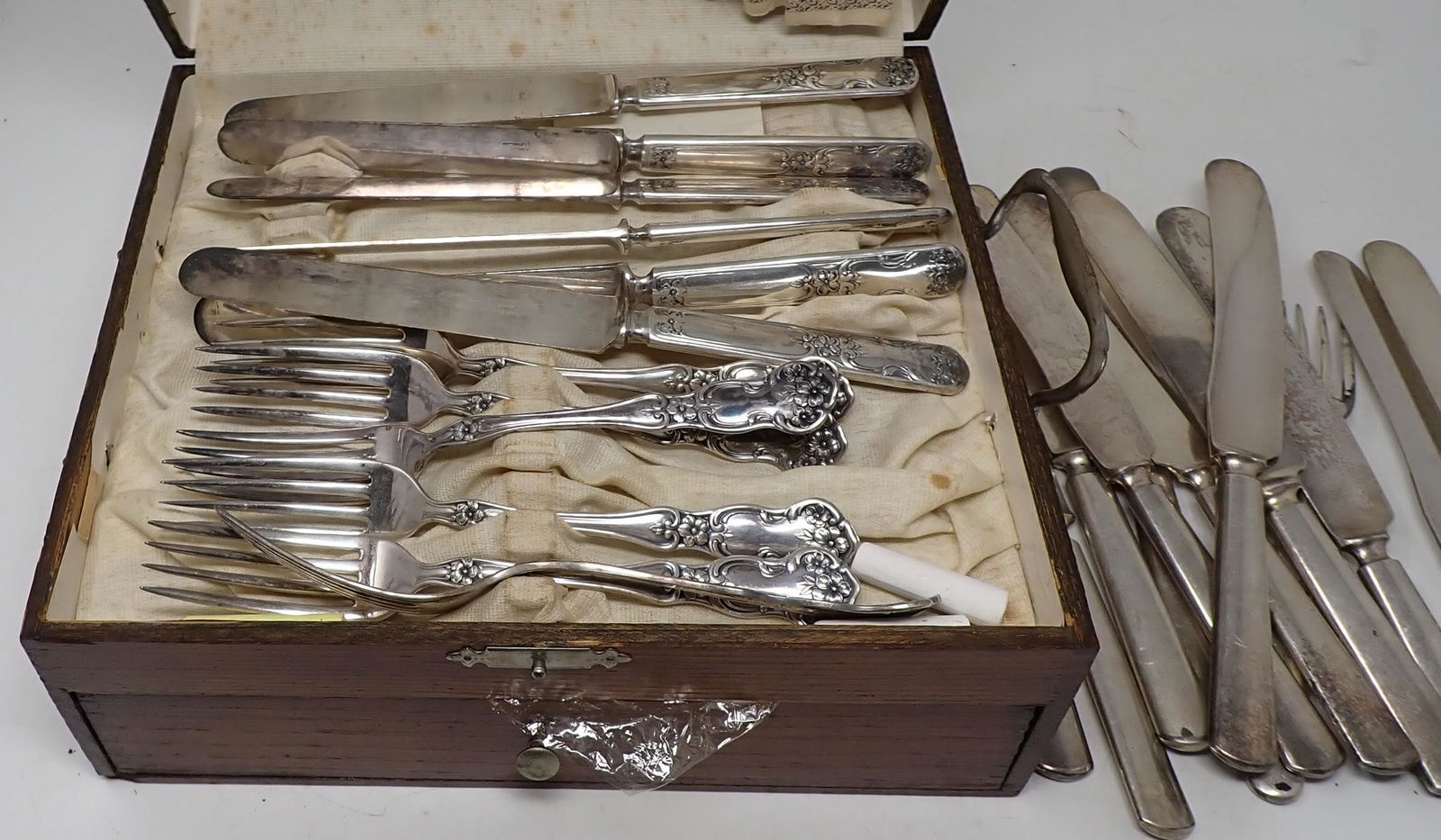 Rogers & Misc Silverware w/ Wood Box (1 of 8)