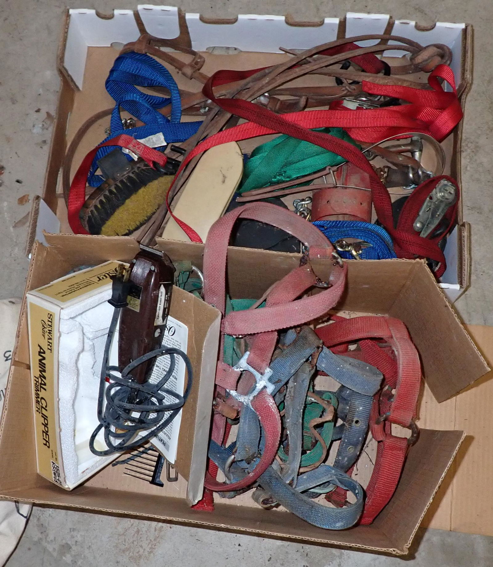 Harness's Oster Shears Rachet Straps Misc (1 of 1)