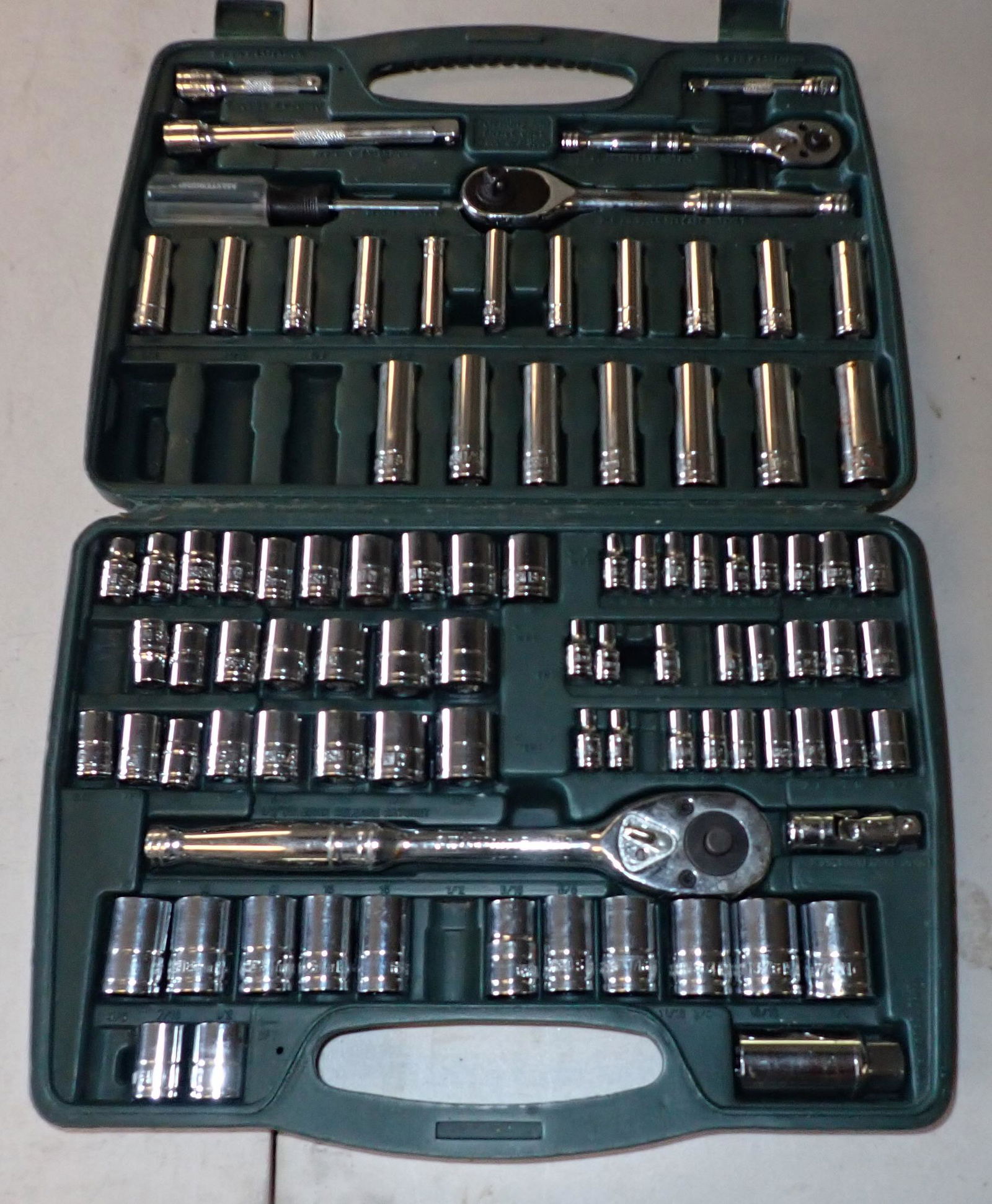 1/4" & 3/8" Drive Mastergrip Socket Set (1 of 1)