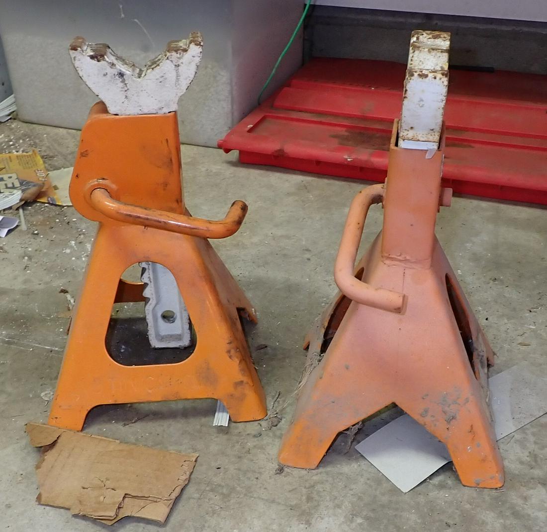 3 Ton Jack Stands (1 of 3)