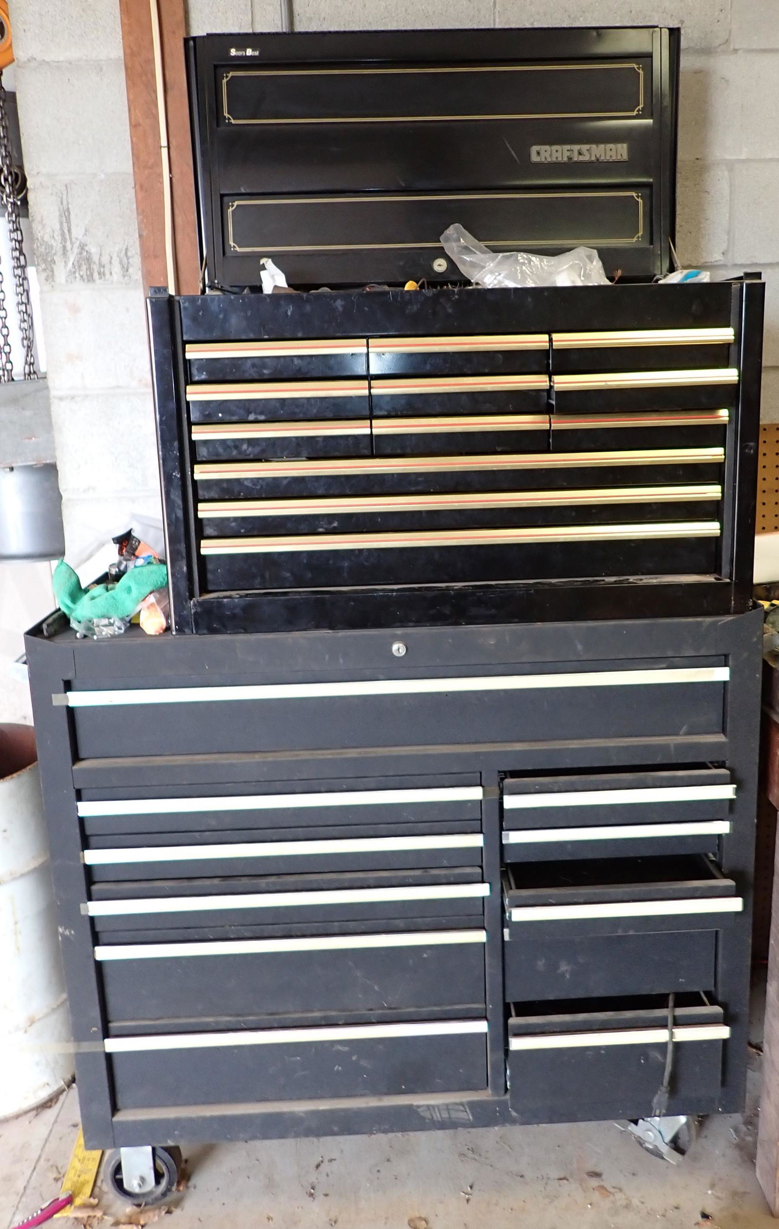 Craftsman Tool Box and Contents (1 of 10)