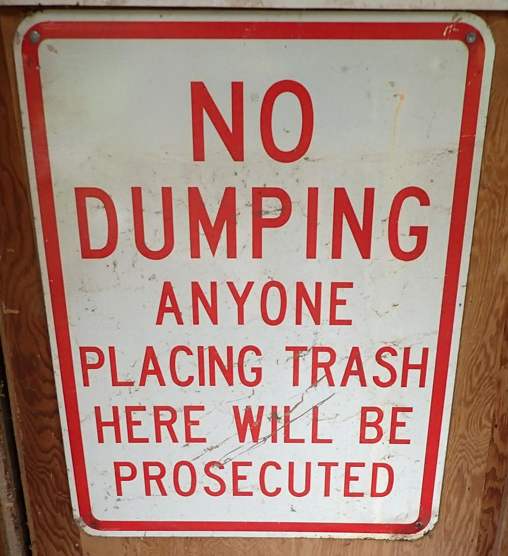 No Dumping Sign (1 of 1)