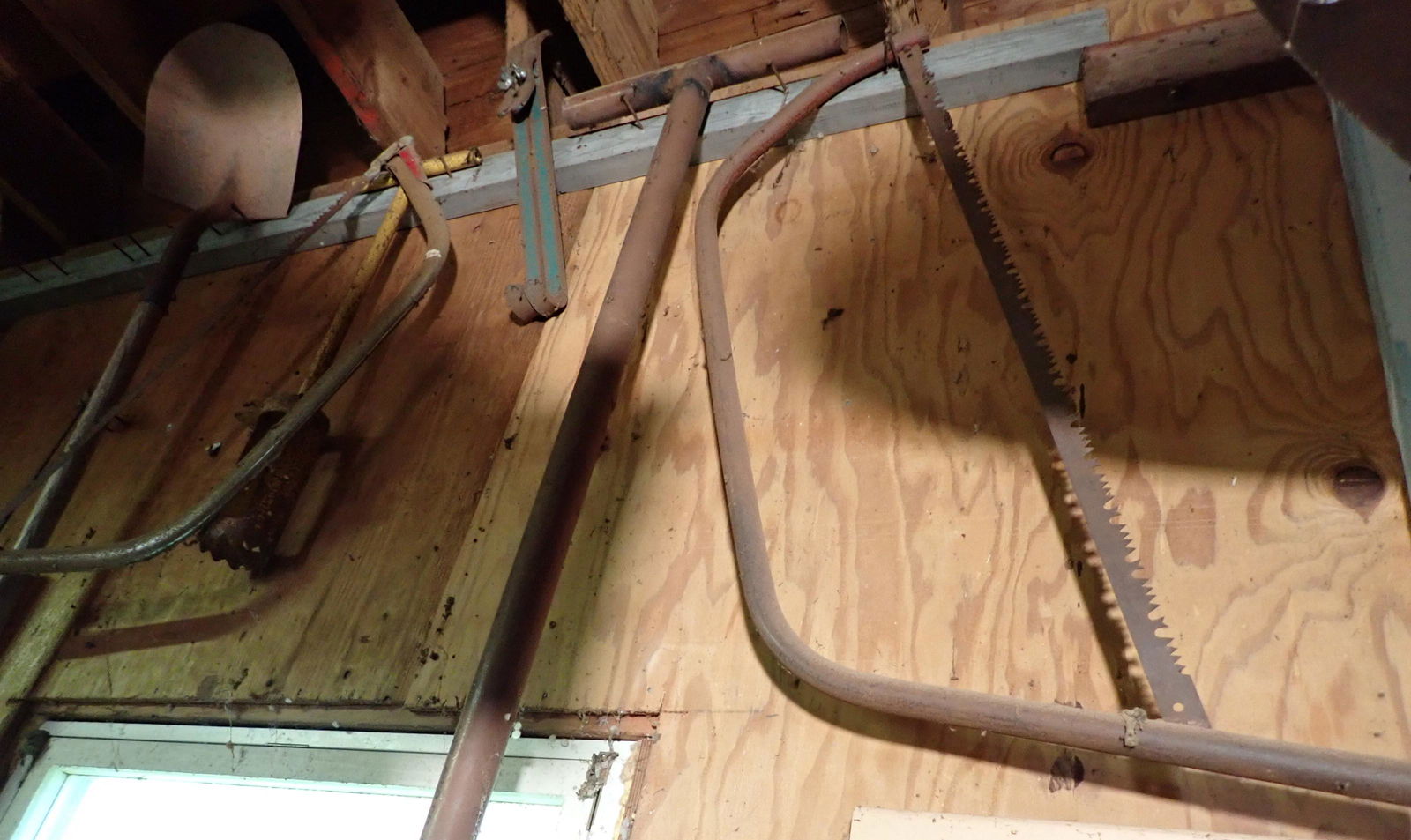 Saws Shovels & Misc (1 of 4)