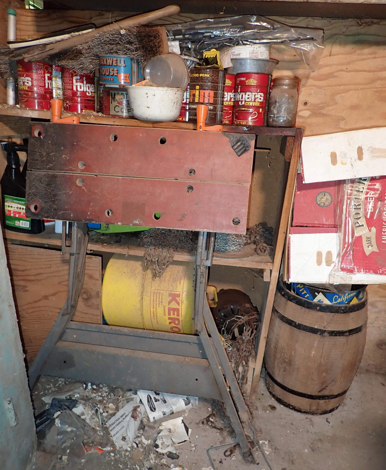 Work Table Nail Keg Wooden Tote: Take what you want and leave the rest