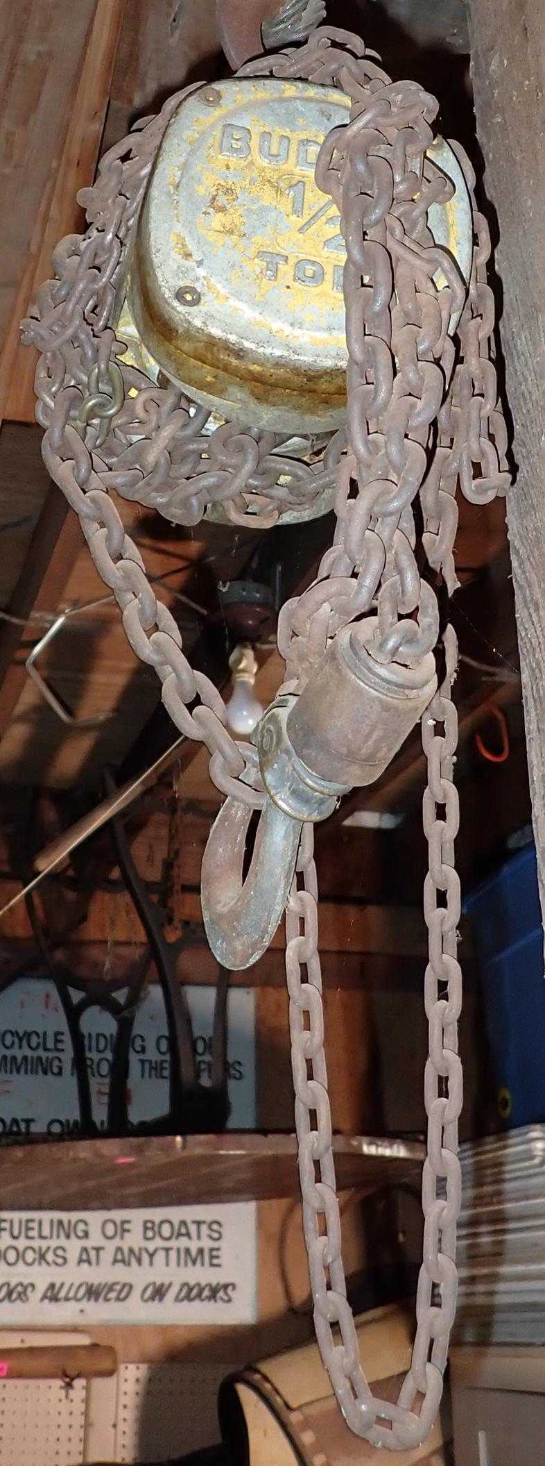Budgit 1/2 Ton Chain Hoist (1 of 2)