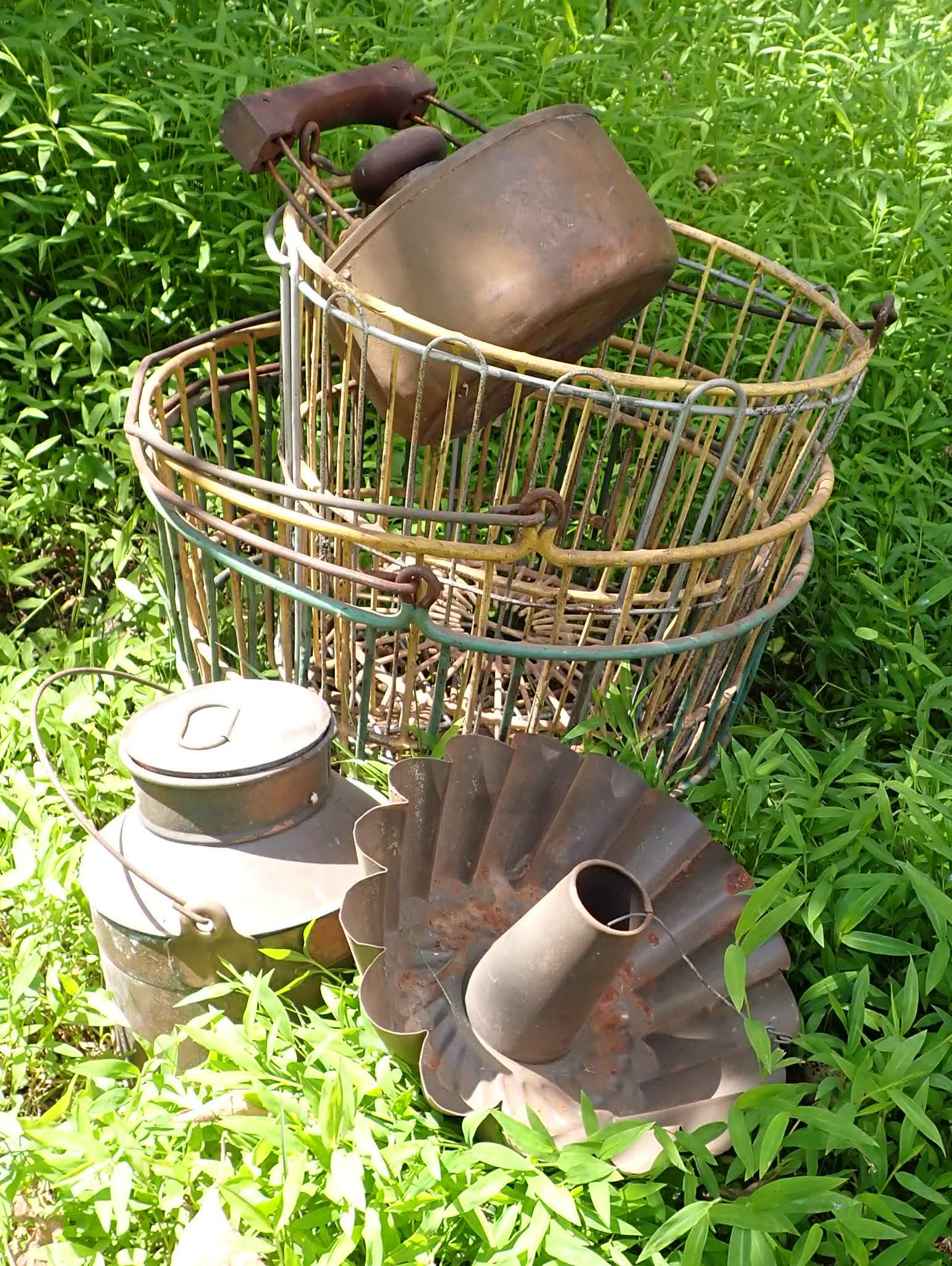 4 Wire Egg Baskets and Misc (1 of 1)