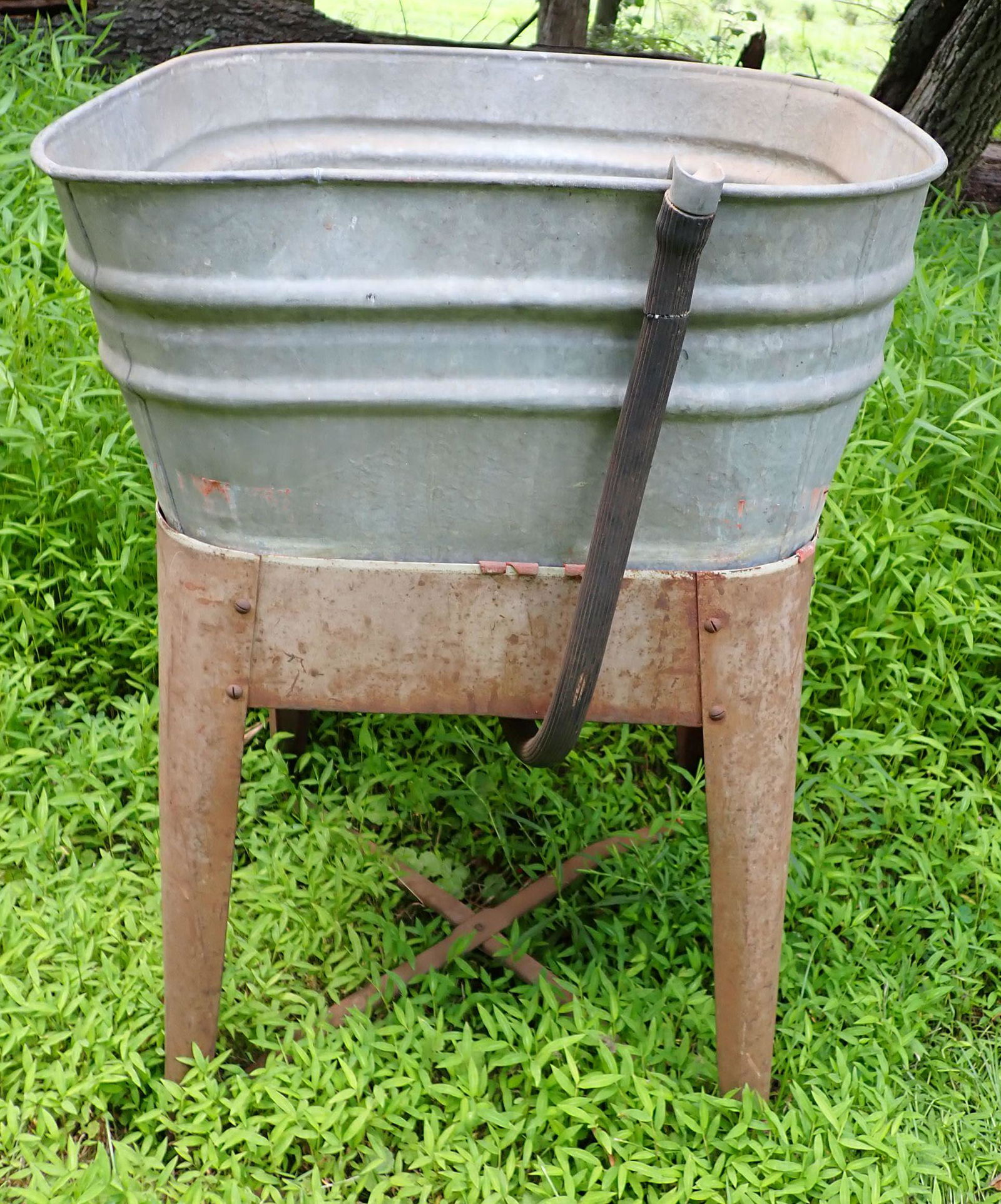 Galvanized Washtub with Stand (1 of 2)
