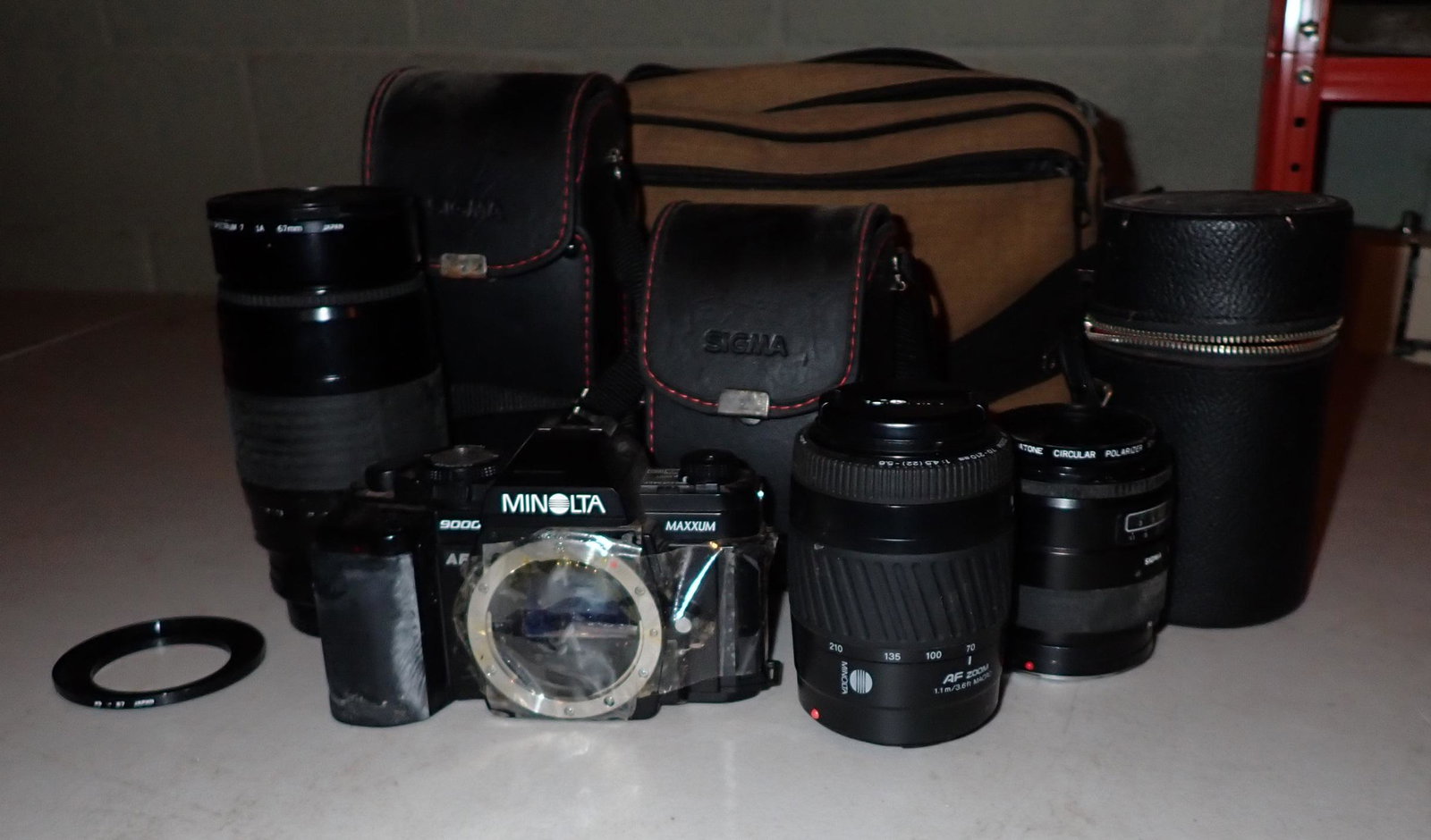 Minolta 9000 Camera & Lenses (1 of 5)