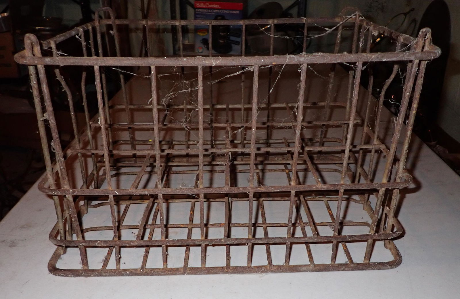 Wire Milk Crate (1 of 2)