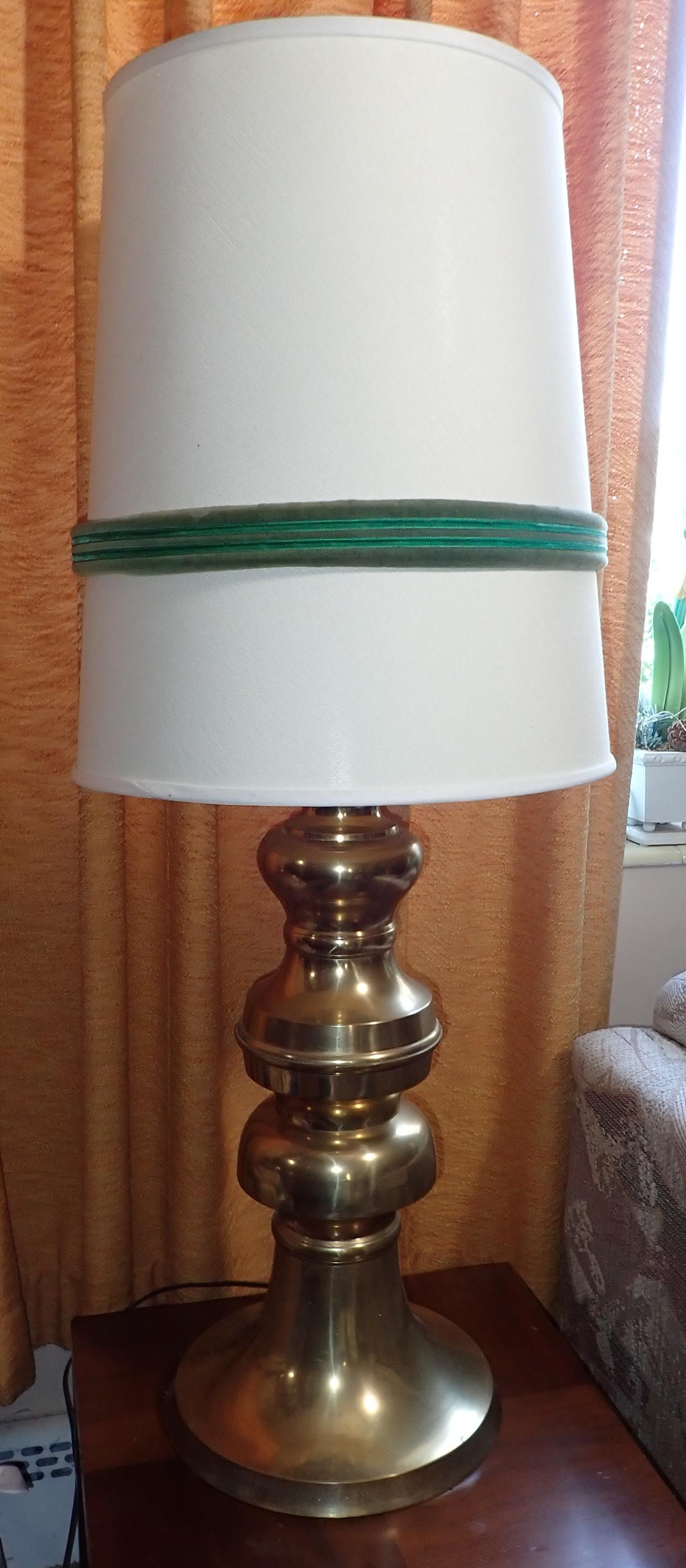 Large Brass Table Lamp (1 of 2)