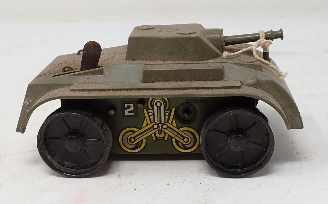 Marx Windup Tank (1 of 3)