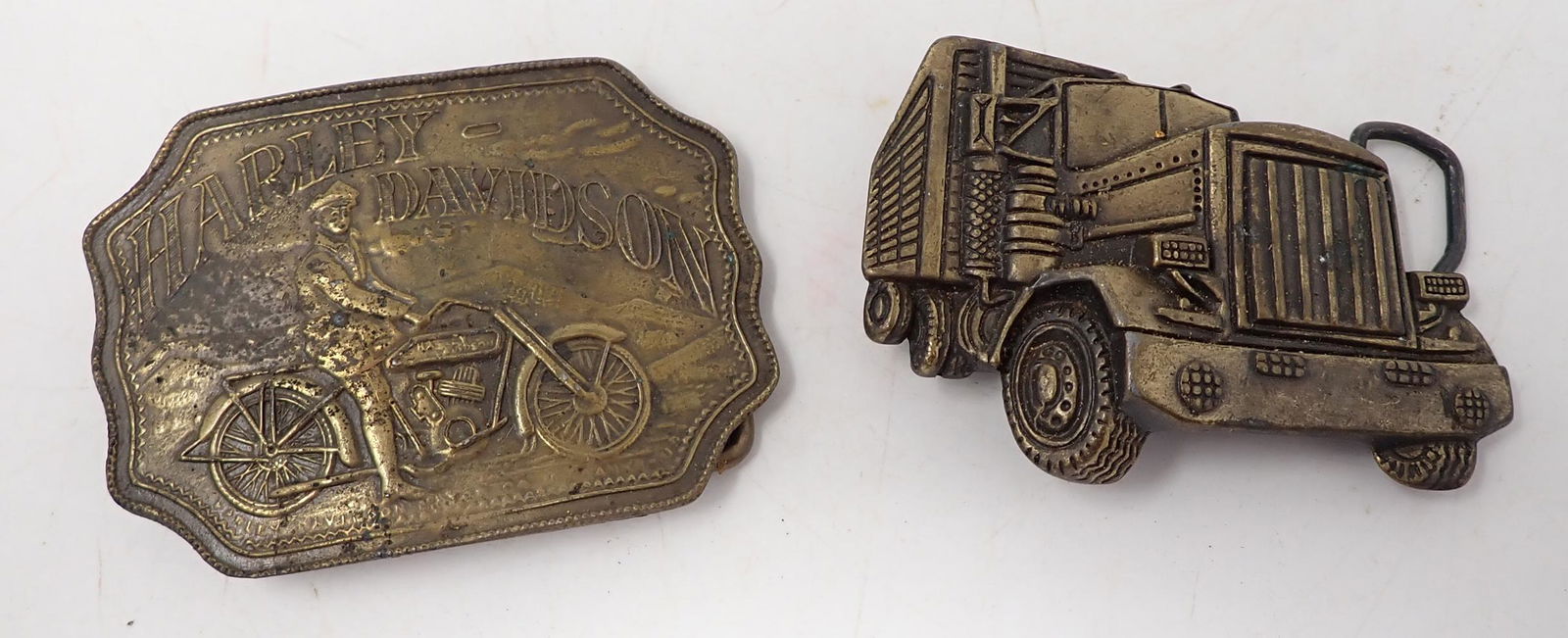 Harley Davidson & Tractor Trailer Belt Buckles (1 of 2)