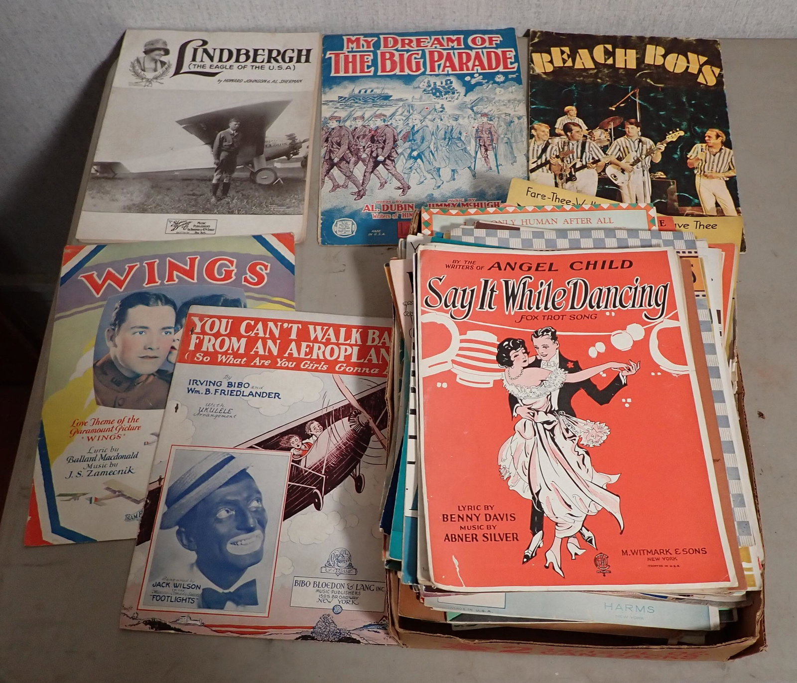 Box Full of Sheet Music incl Lindbergh: Getting all pictured