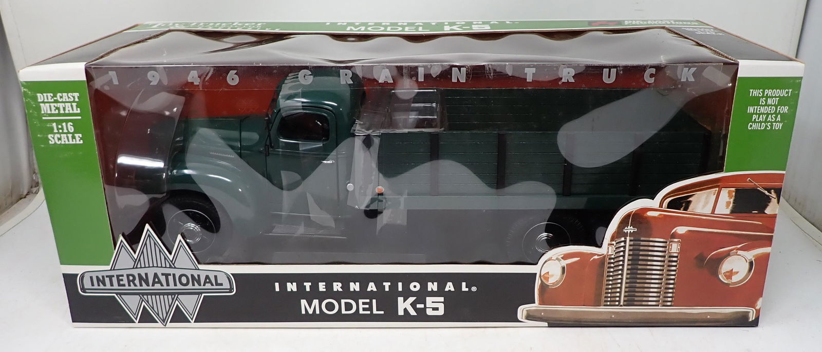 Toy Trucker International Model K-5 Diecast Truck (1 of 2)