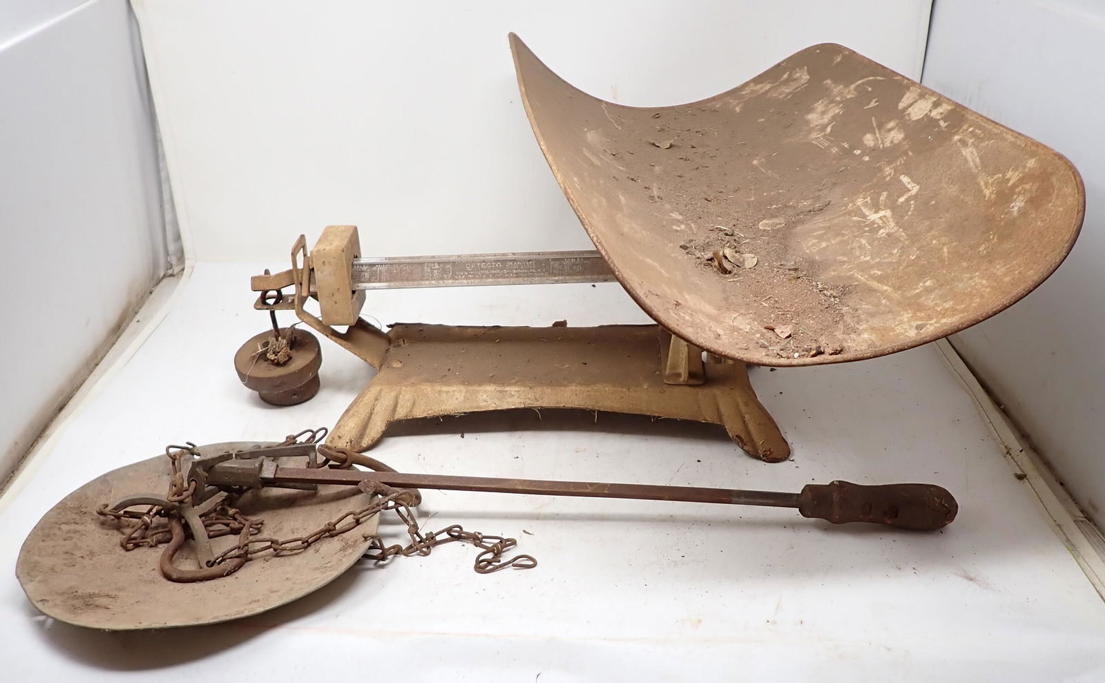 Antique & Vintage Detecto Scale (1 of 3)