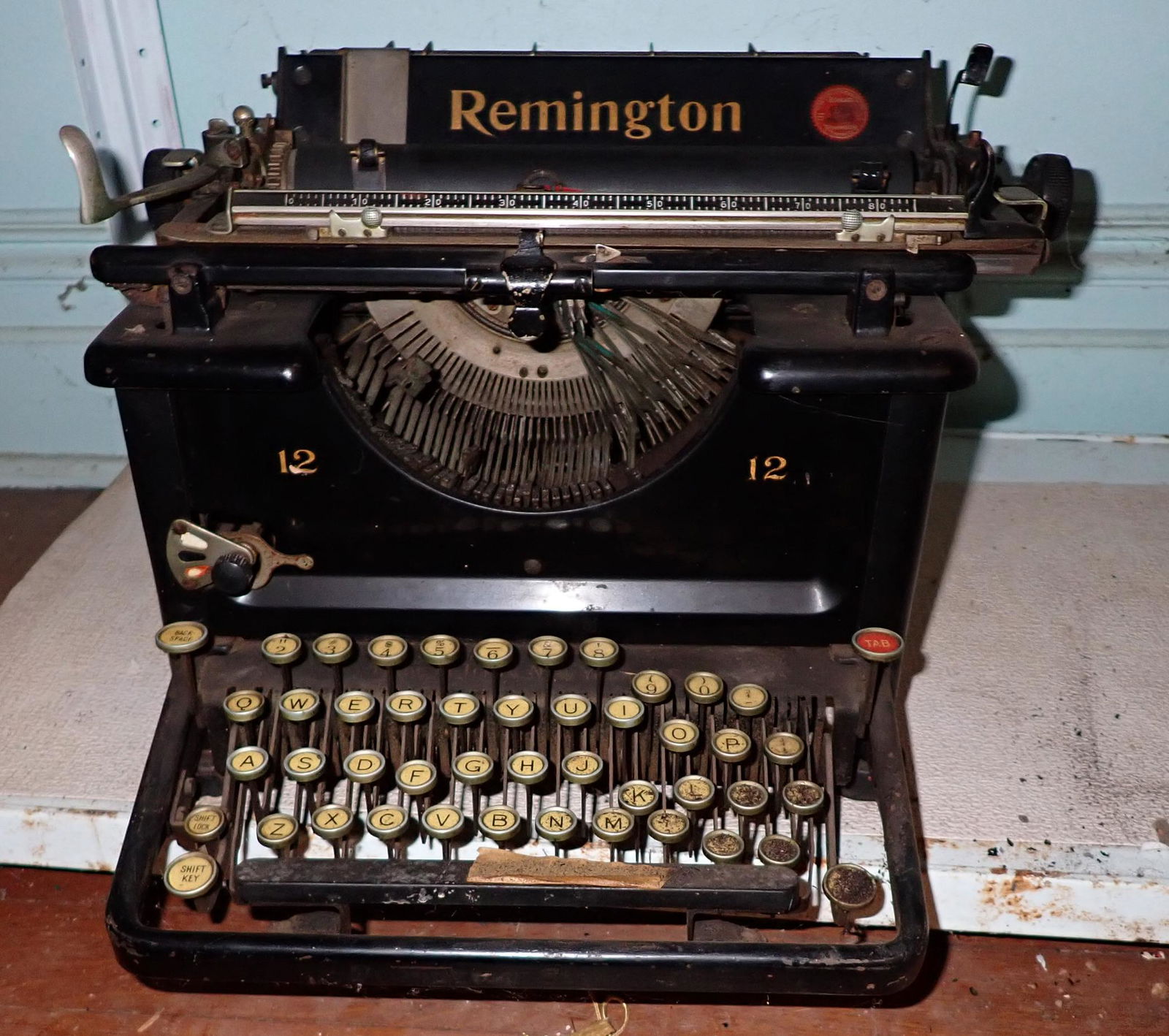 Antique Remington Typewriter (1 of 3)