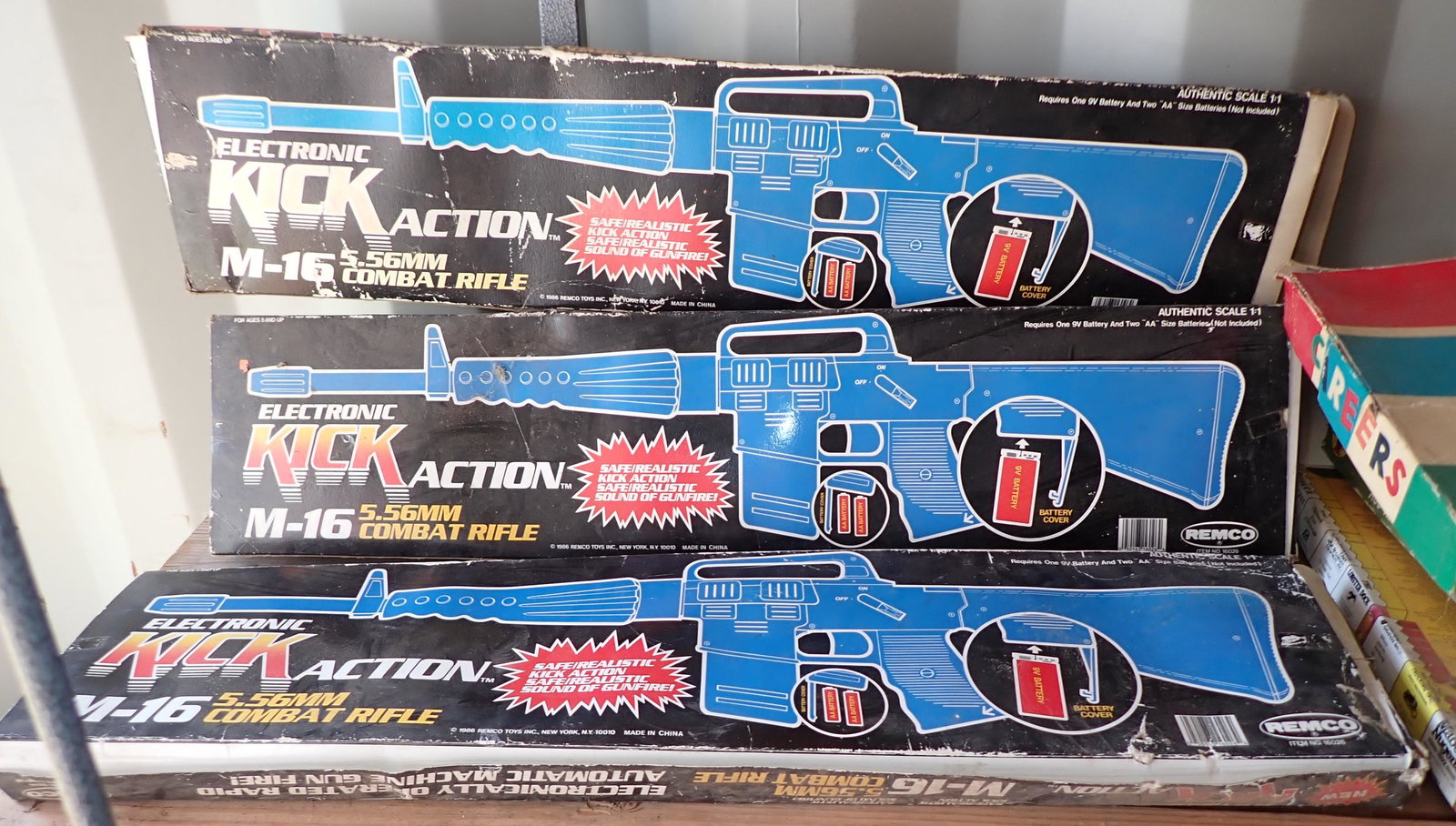 Toy Guns Vintage Games: Must TAKE ALL . NO SHIPPING