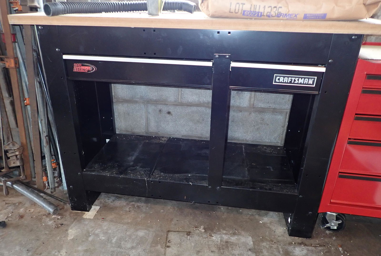 Craftsman Workbench / Toolbox (1 of 3)