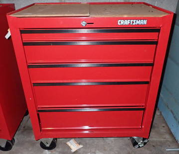 Craftsman Rolling Toolbox: NO SHIPPING. Approx 18" x 26 3/4" x 32" tall. No keys , but drawers are open