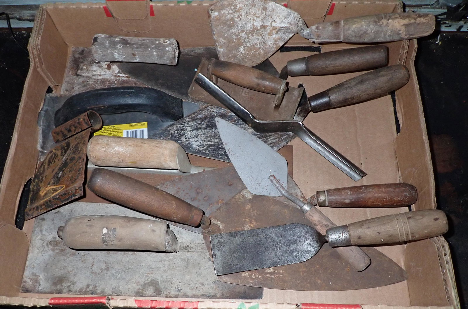Mason Trowels Sheetrock Tools: Getting all pictured