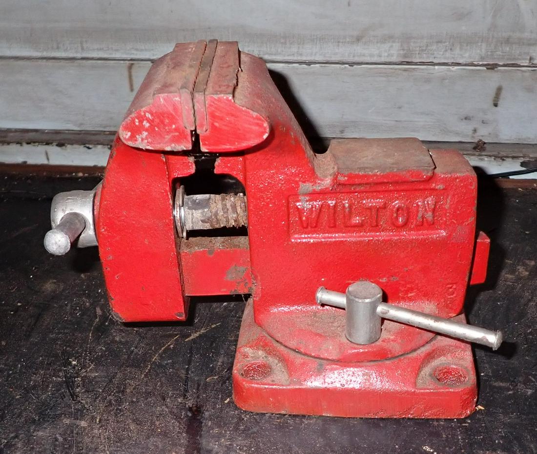 Wilton 3 1/2" Swivel Vise: Vise