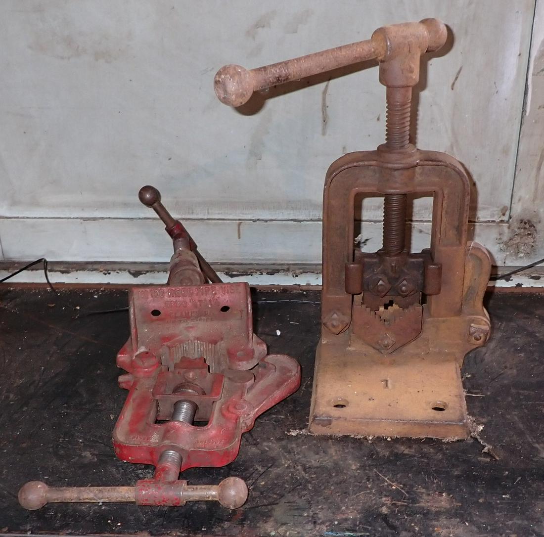 Reed 100 & Crane Pipe Vises (1 of 3)