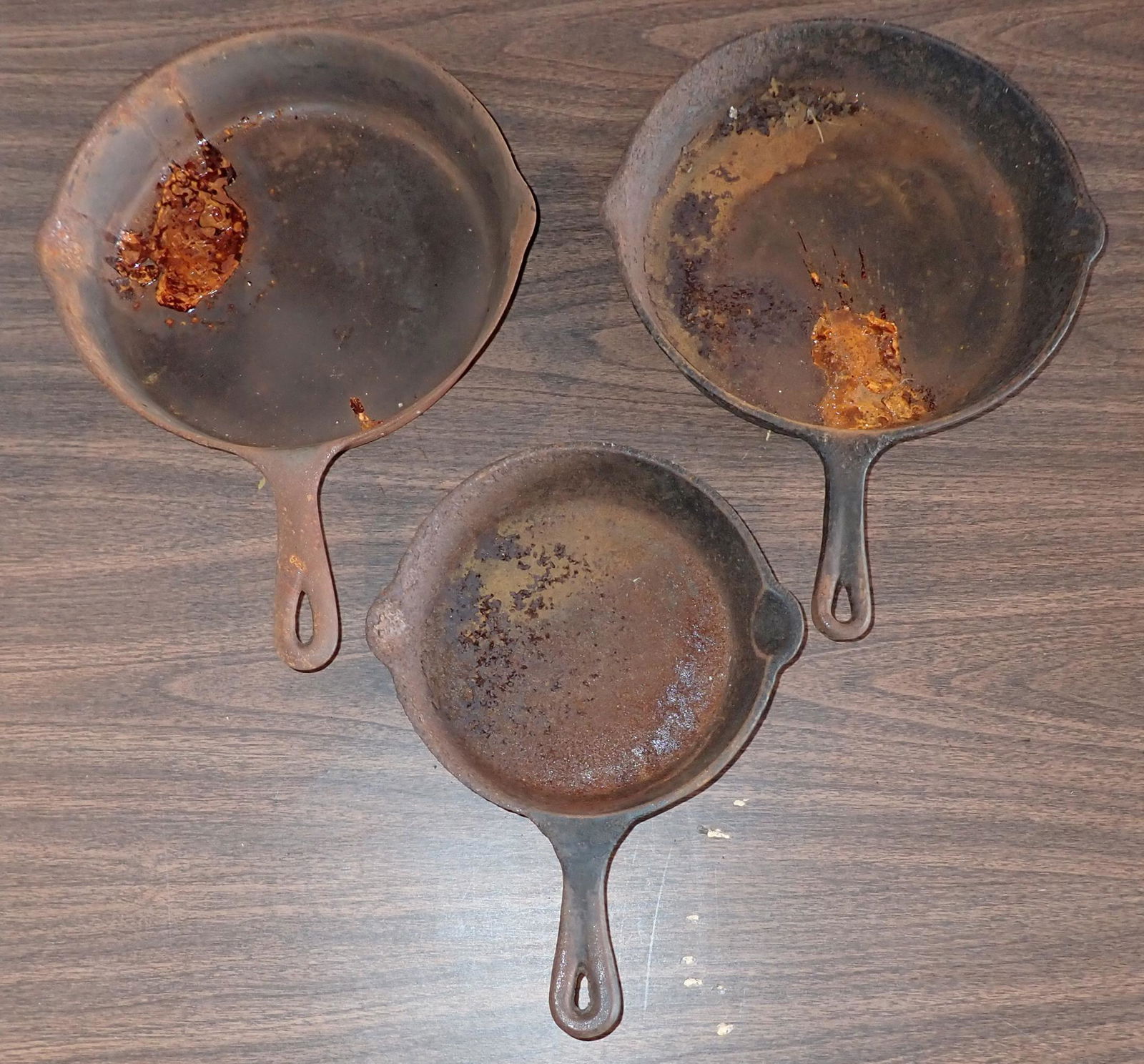 3 Cast Iron Skillets (1 of 2)