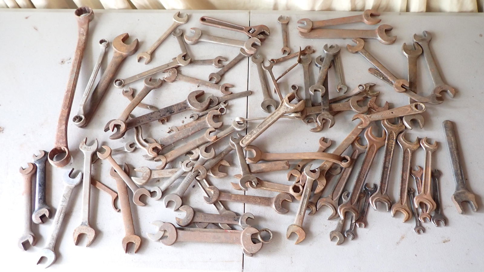 Antique & Vintage Wrenches (1 of 5)