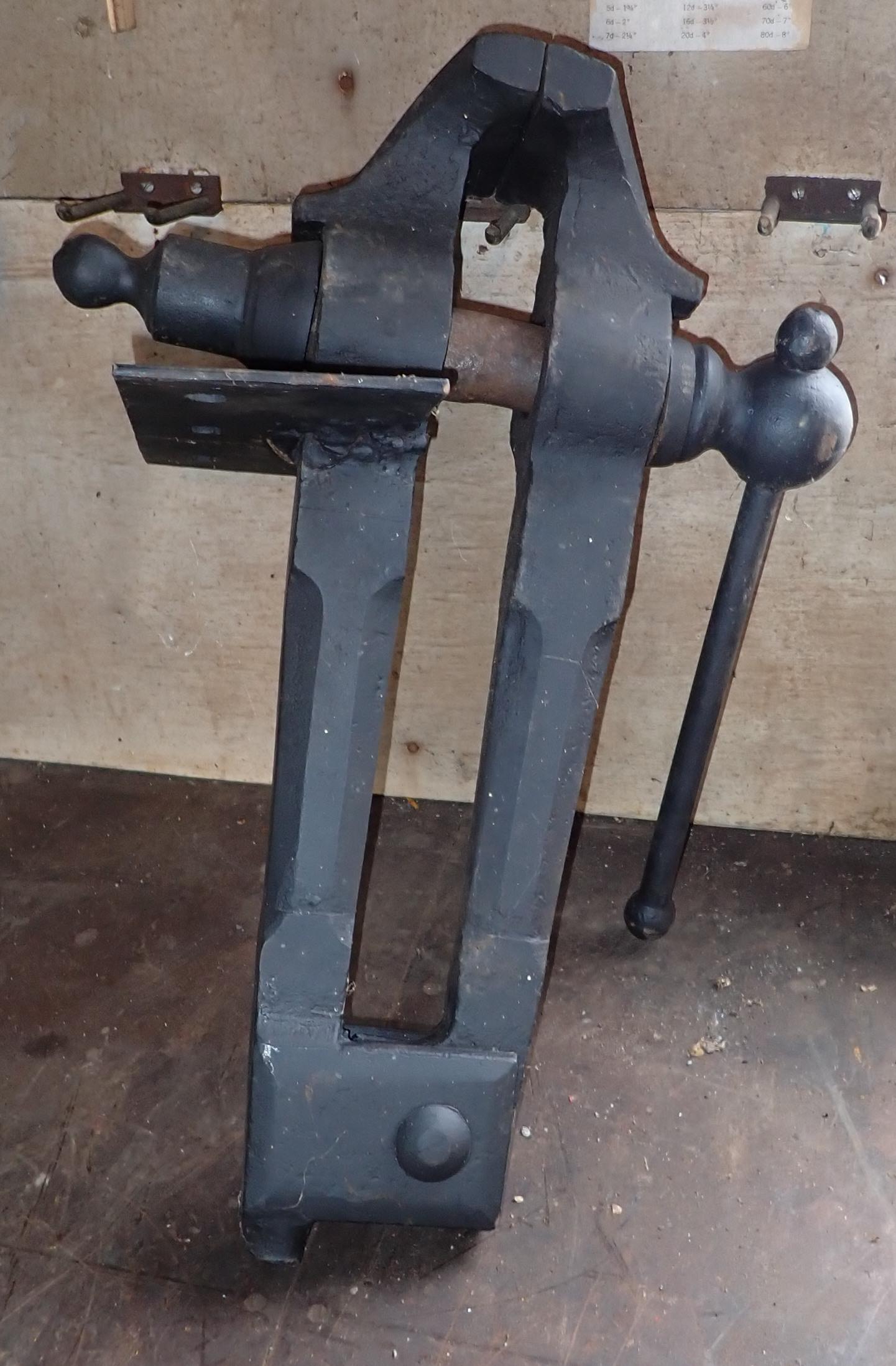Modified Post Vise (1 of 4)
