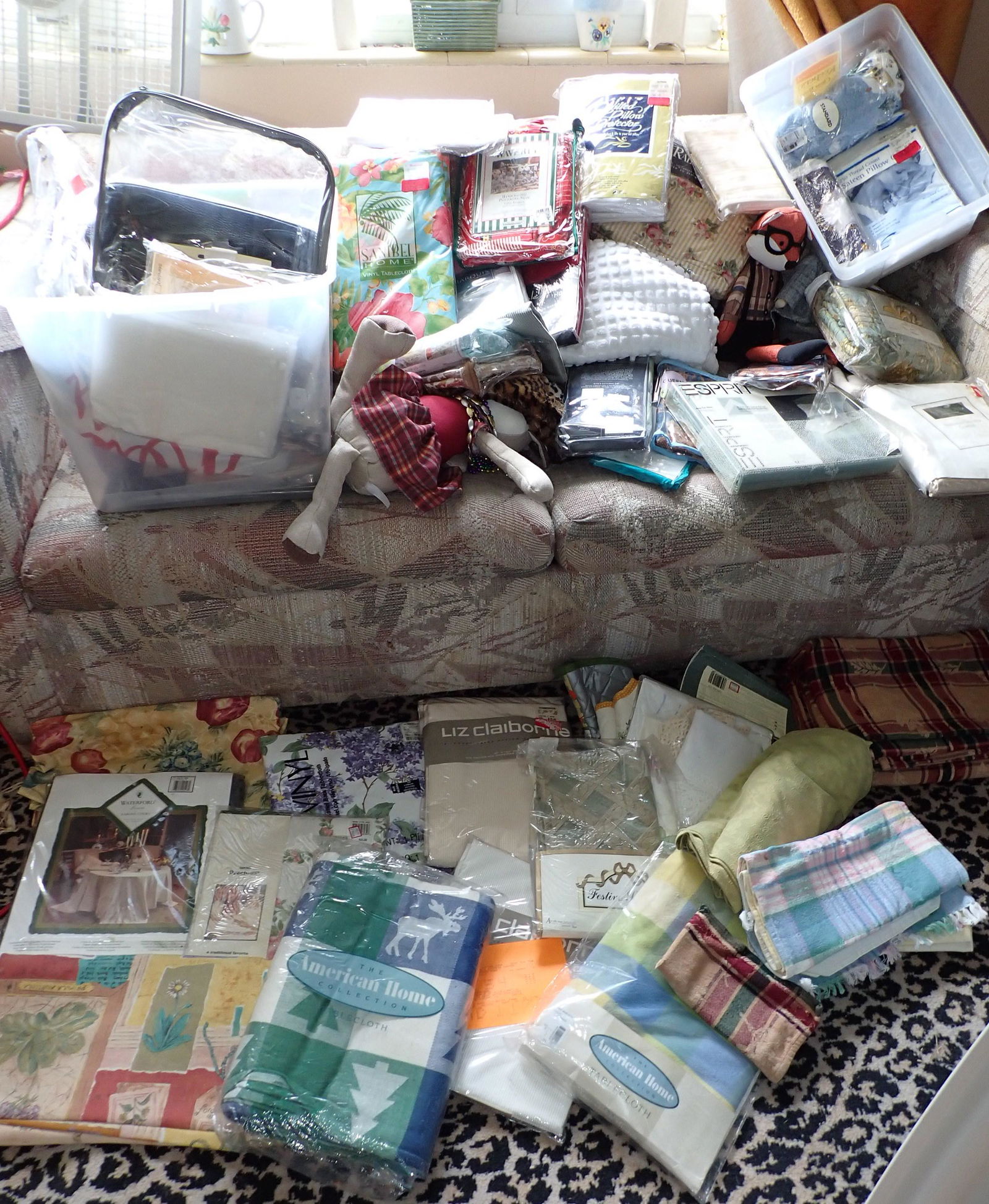 Tablecloths Curtains Sheets Clothing & Misc (1 of 10)