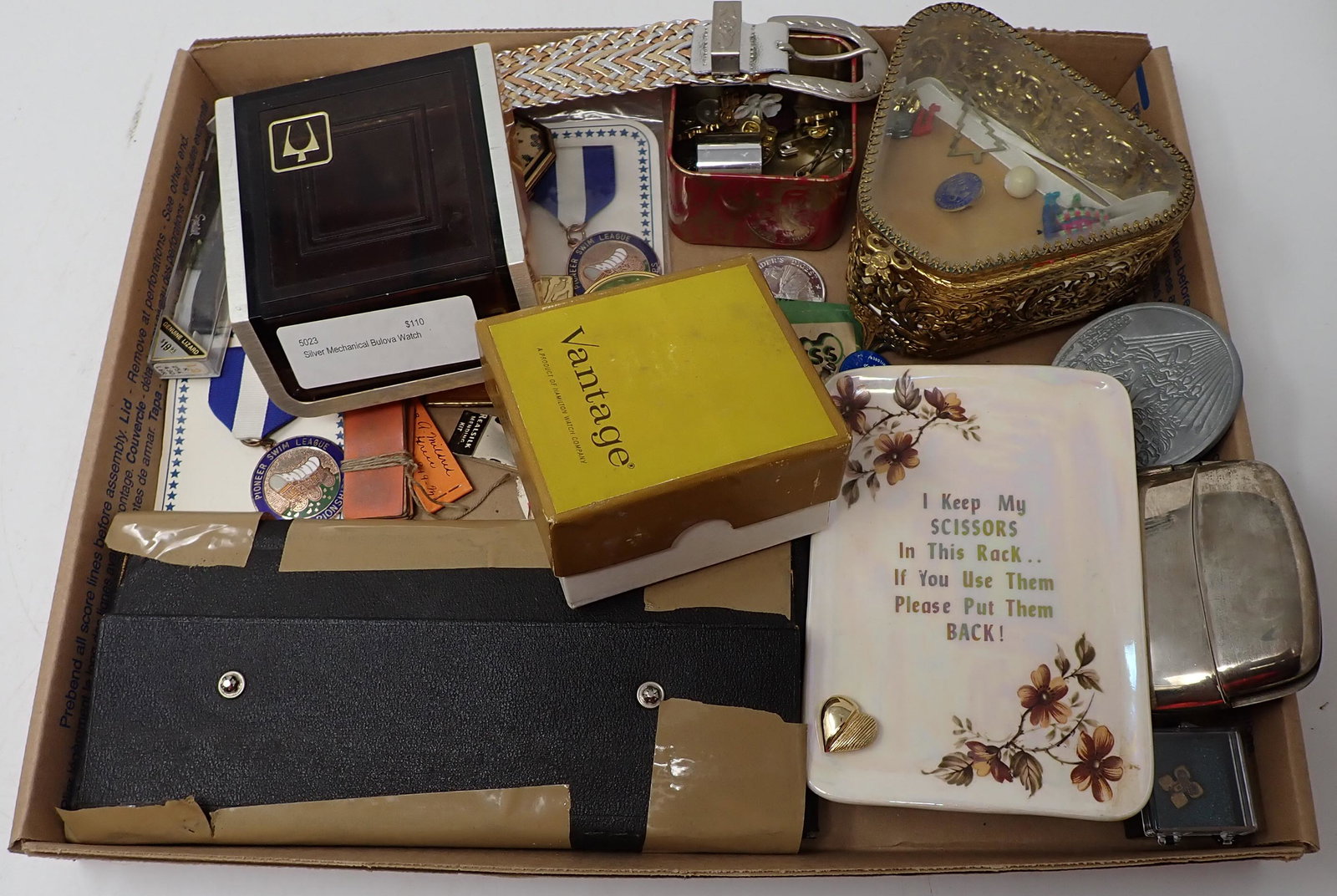 Bulova Watch Box Vantage Alarm Clock & Misc: Bulova box is empty. Getting all pictured.