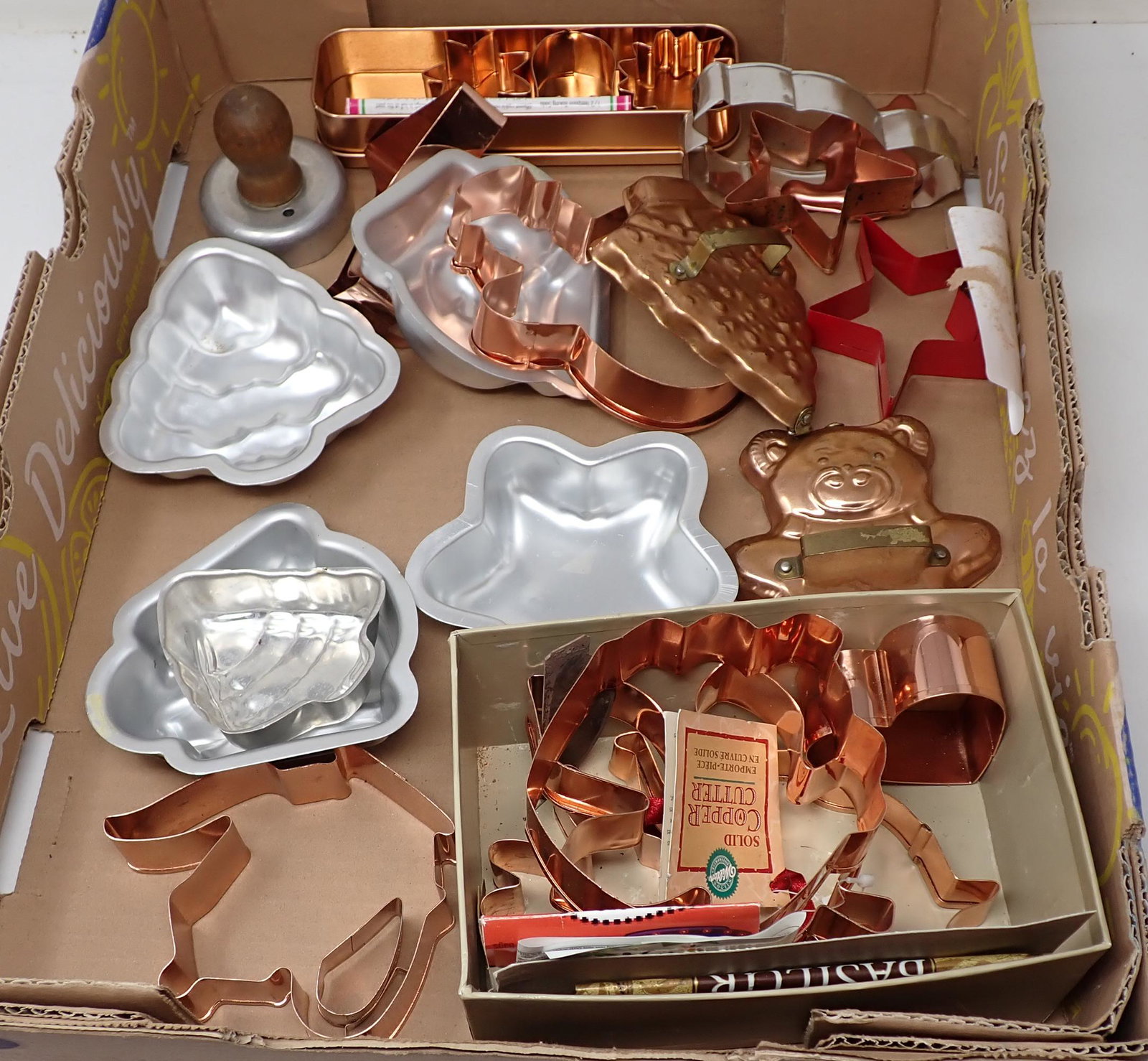 Cookie Cutters and Molds: Getting all pictured