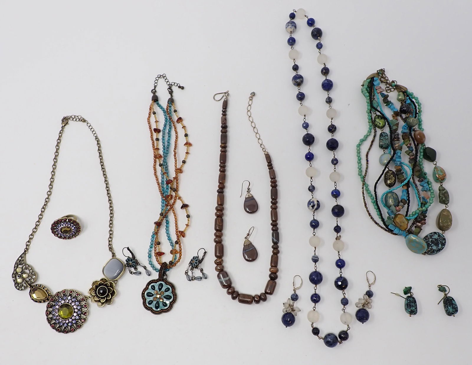 5 Jewelry Sets (1 of 4)