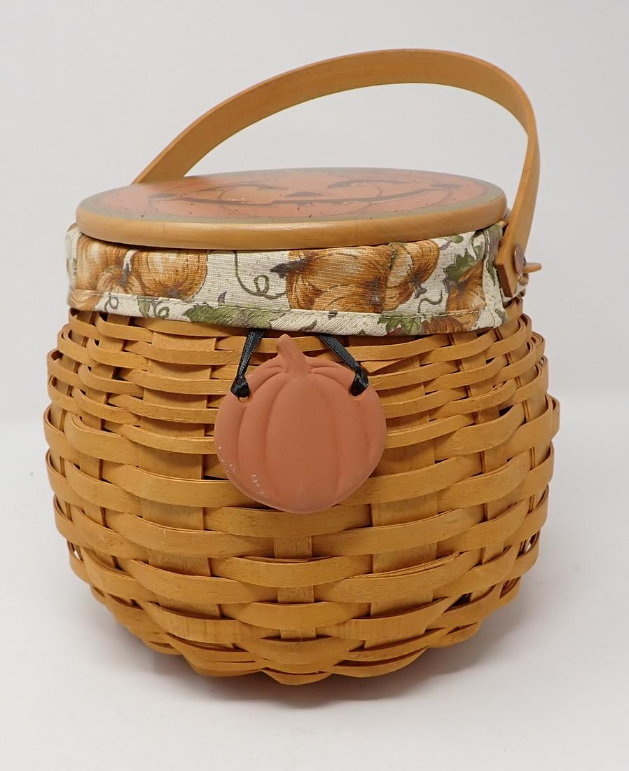 Halloween Longaberger Basket w/ Jack O Lantern (1 of 4)