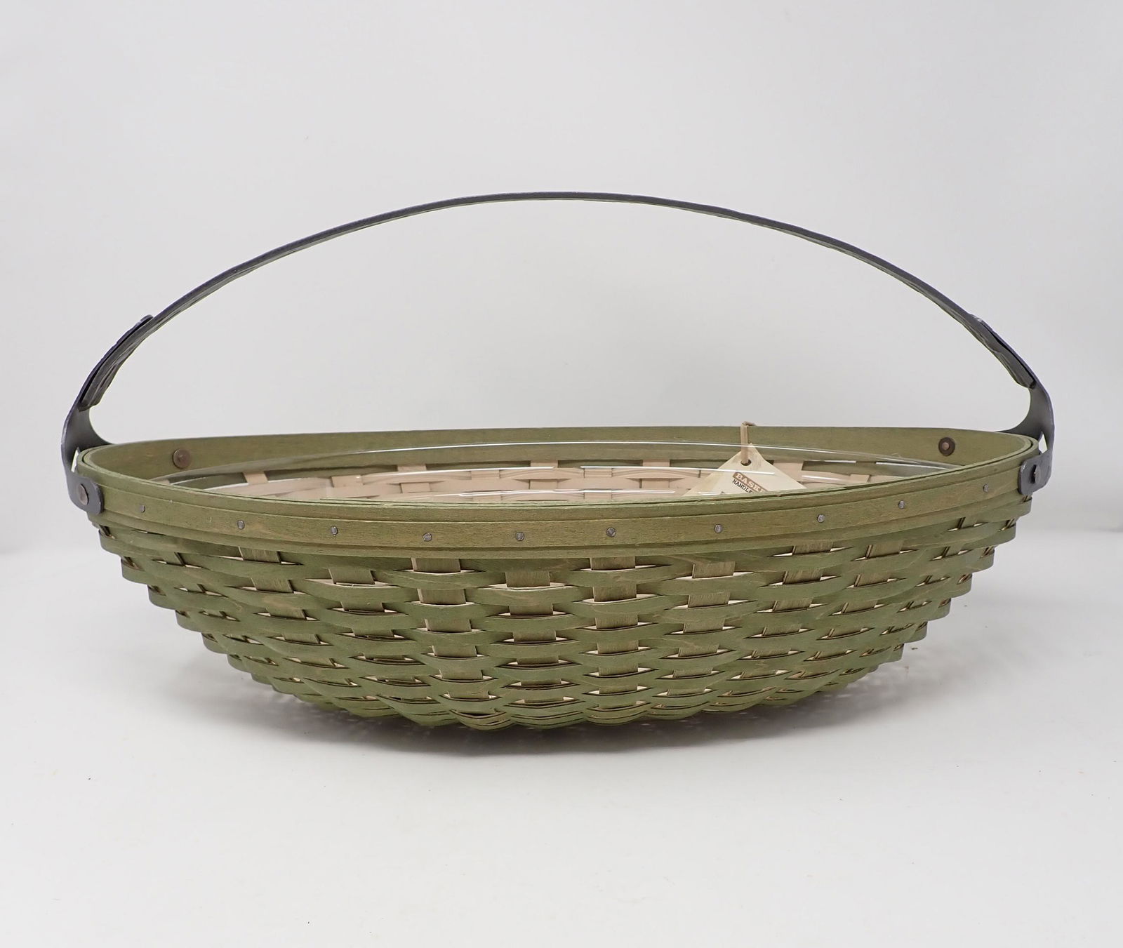 Longaberger Handled Basket (1 of 3)