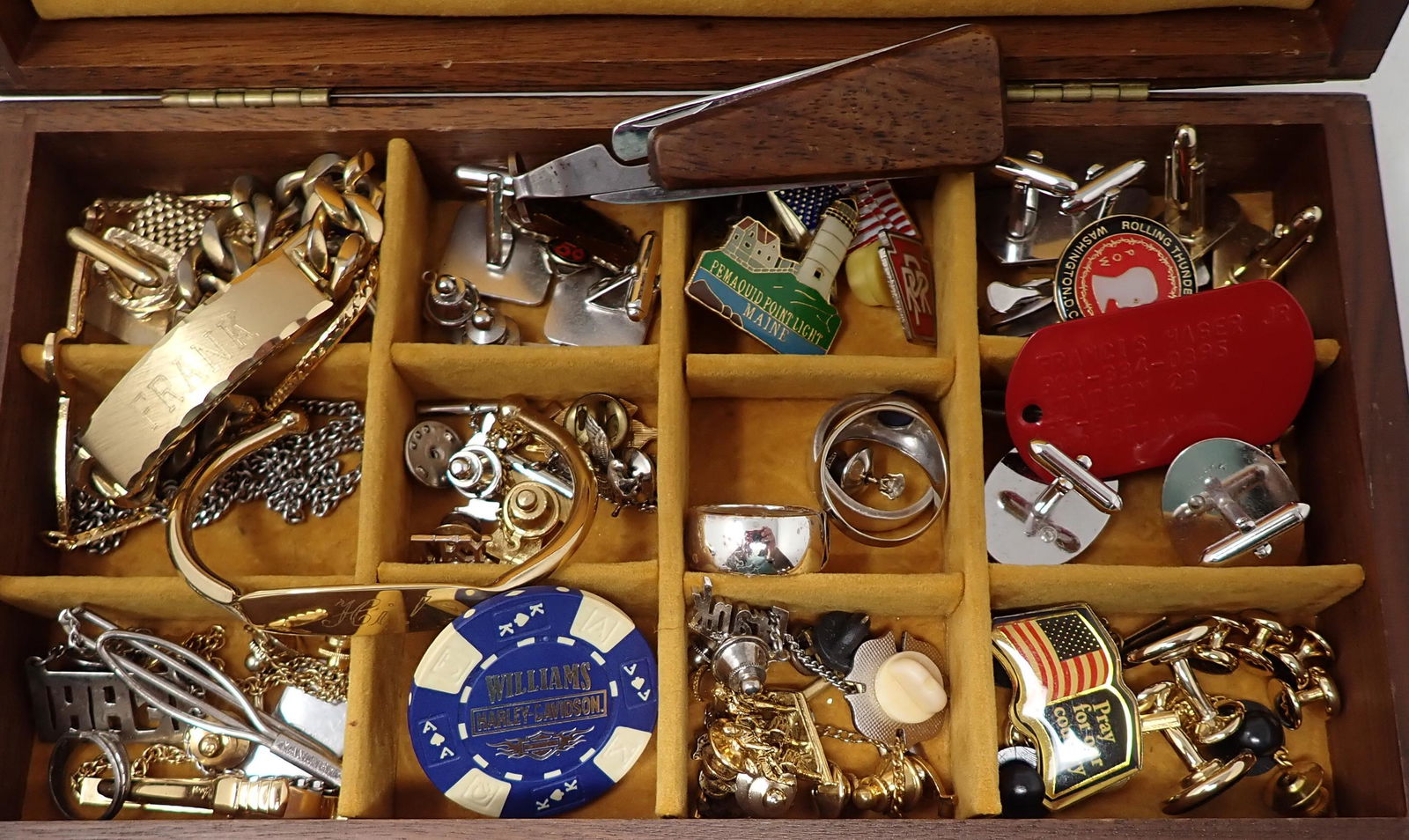 Costume Jewelry Misc and Box (1 of 4)