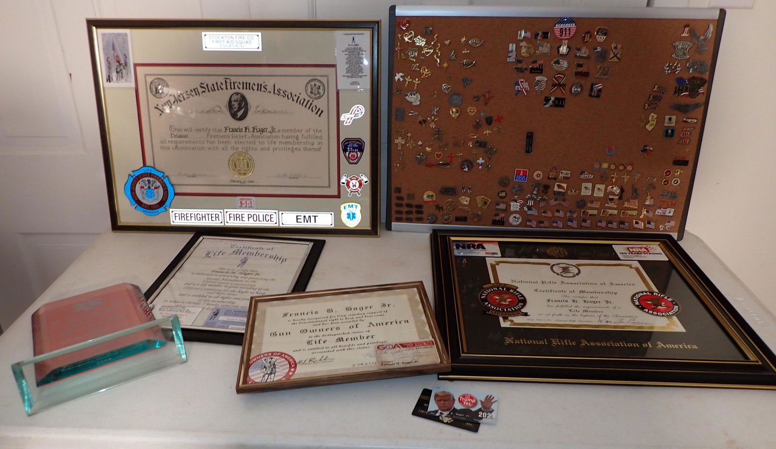 Framed Certificates and Misc Hatpins (1 of 9)